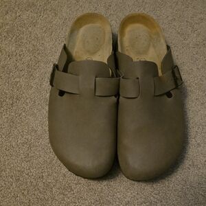 Elegant Brown Platform Mules